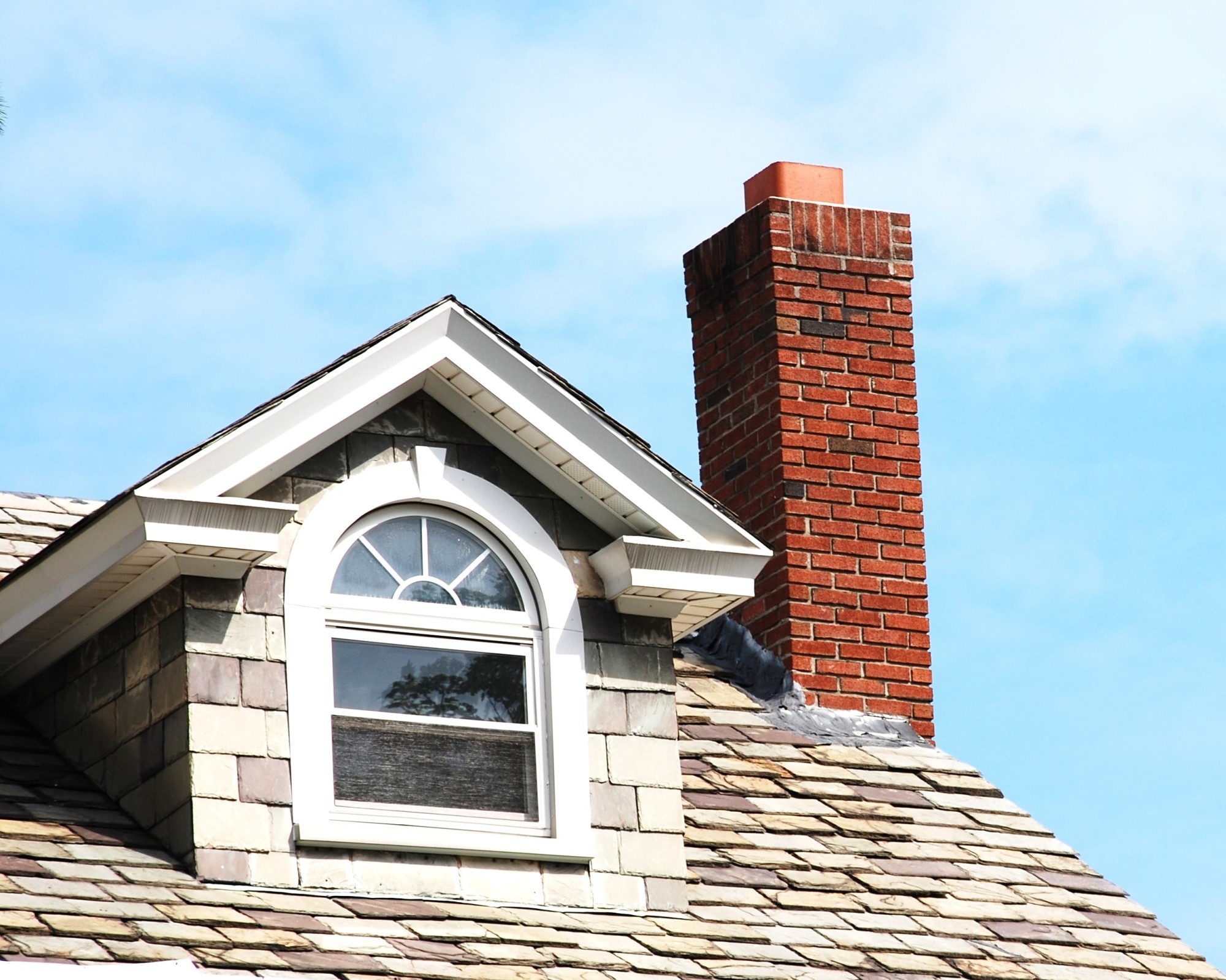 Read more about the article 7 Tips on Choosing a Chimney Sweep in Baton Rouge, LA